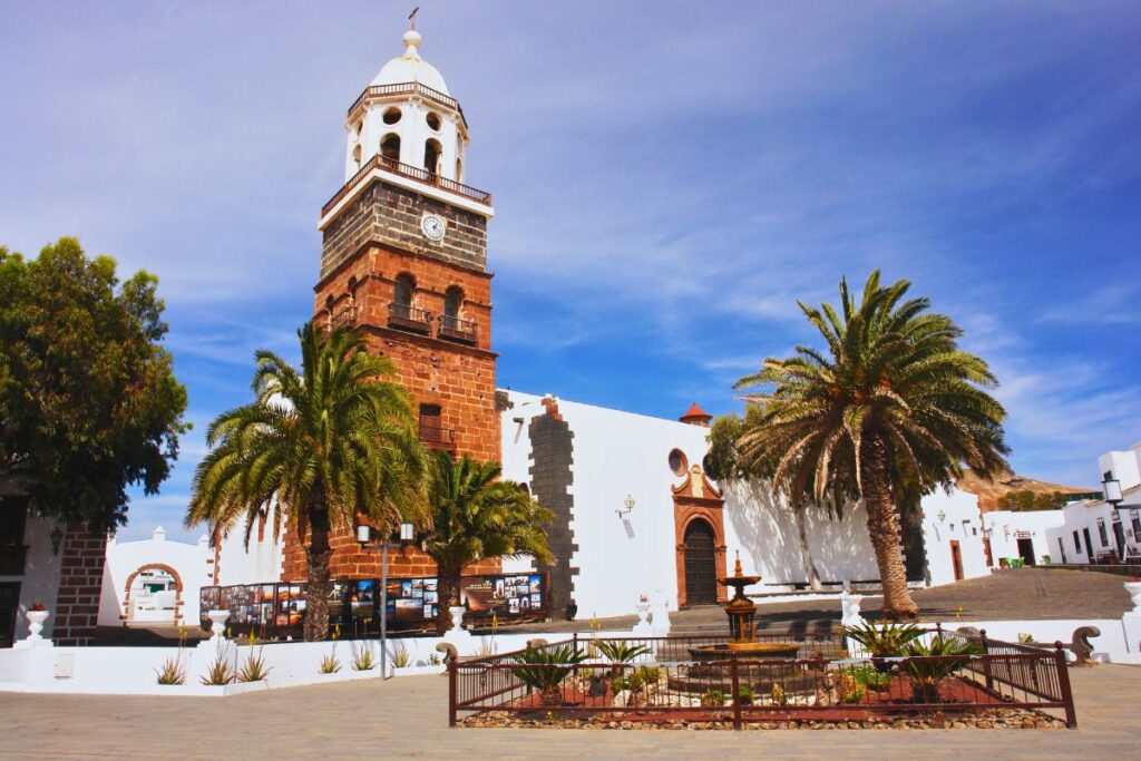 Teguise: Descubre la historia y encanto de este municipio en Lanzarote