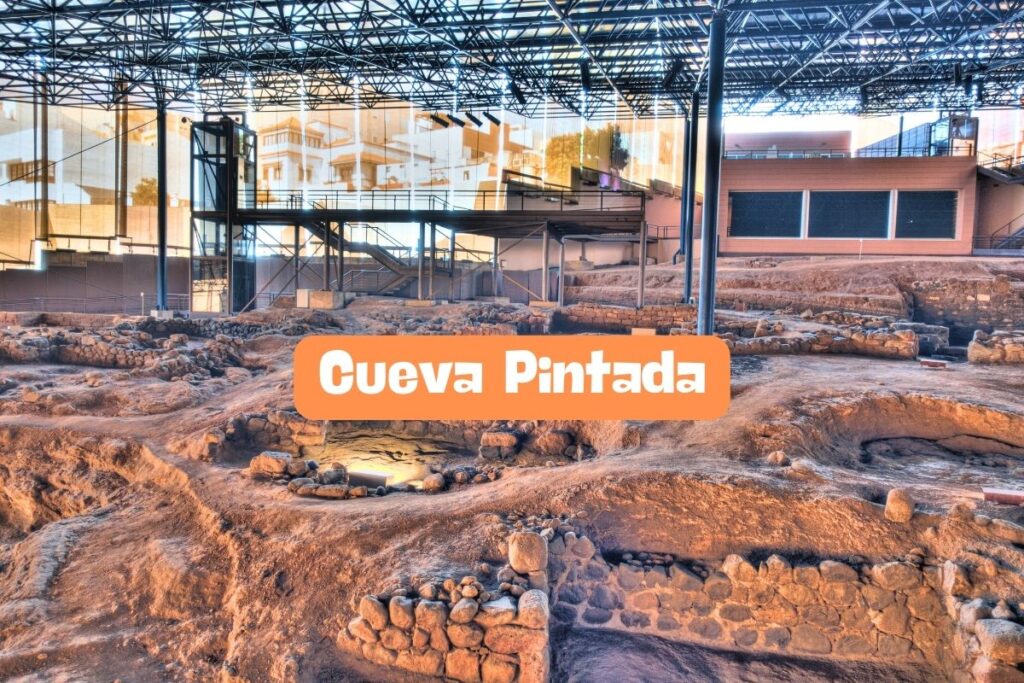 Museo y Parque Arqueológico Cueva Pintada