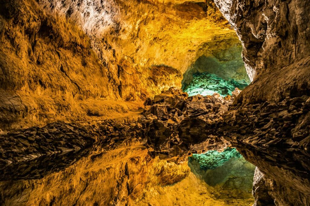 ¿Cuánto tiempo se tarda en ver la Cueva de los Verdes en Lanzarote?